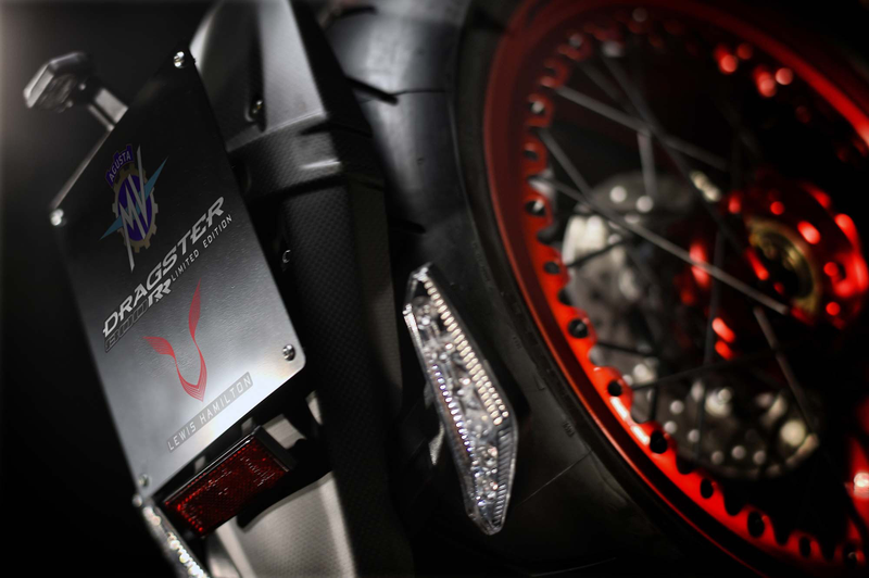 Illustration for article titled 2016 MV Agusta Brutale 800 And Lewis Hamilton Dragster RR: Small Changes And More Bling